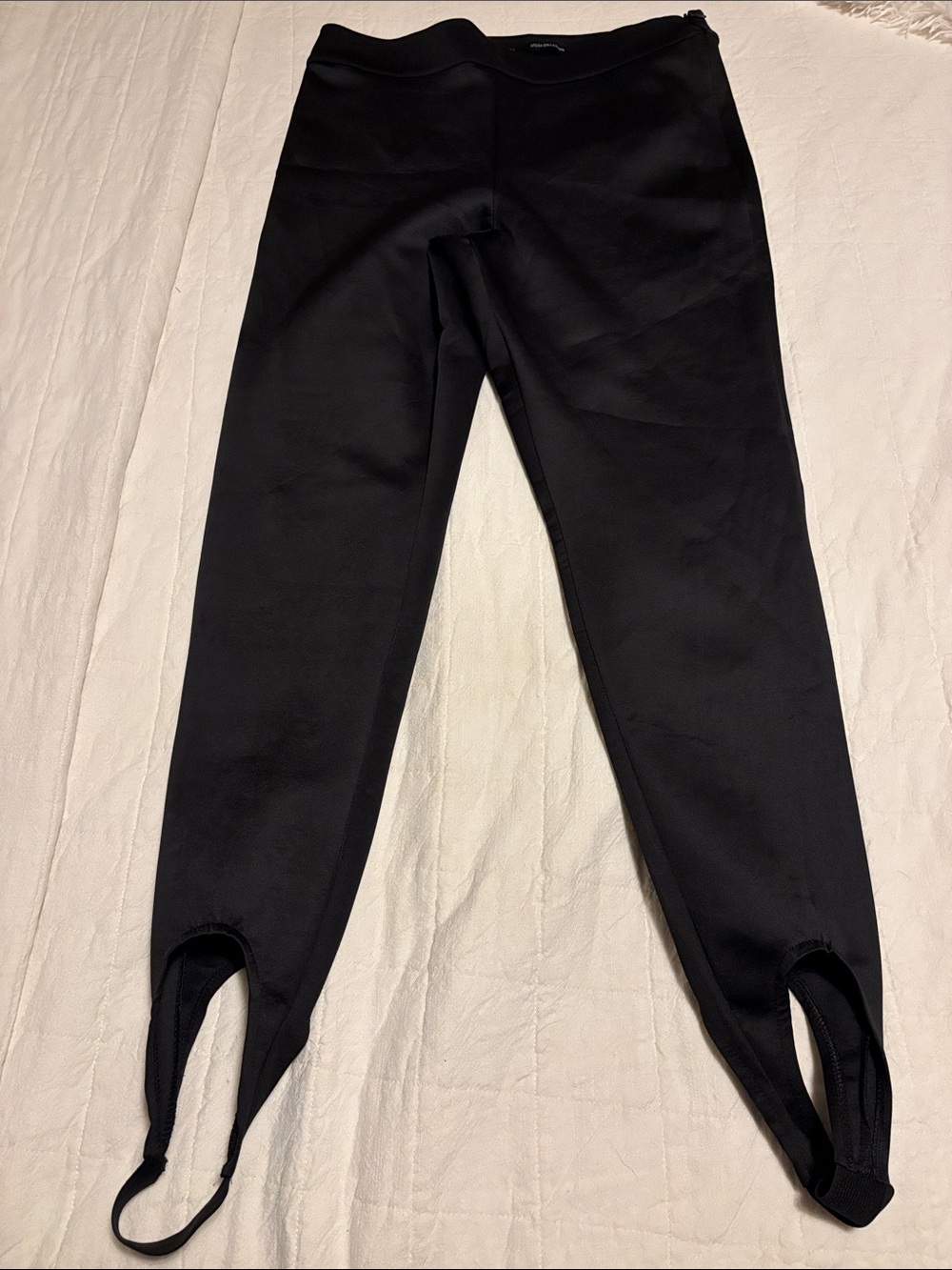 Black Stirrup Leggings with Elastic Waistband - Women